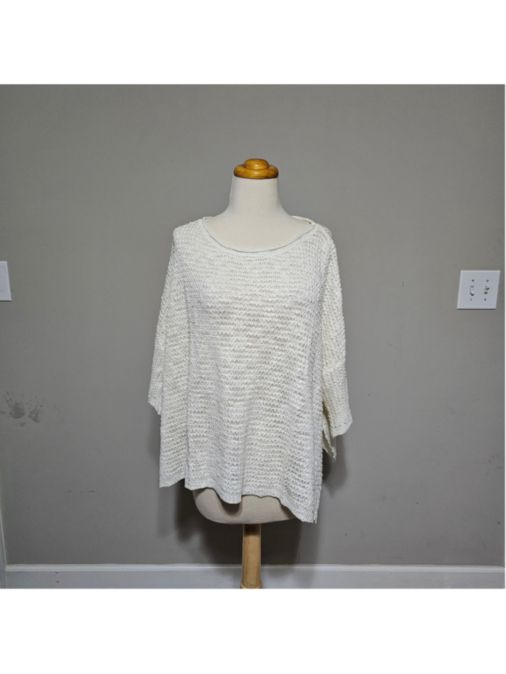 Women's Papermoon Knit Poncho Sweater White Size S